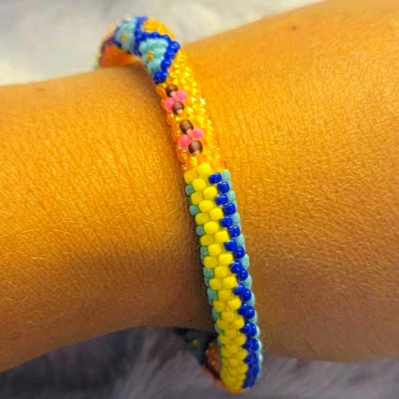 Sashka Co. Bracelet - Picture 5 of 5